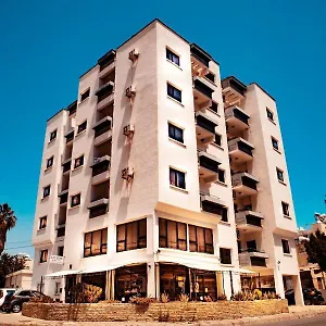 דירה Olive Island, לרנקה